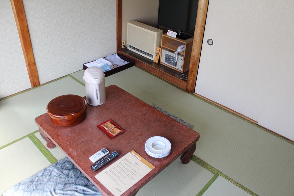 Kinokuniya Ryokan Fujisawa Eksteriør billede